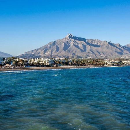By Riva - Luxurious, Exclusive 2 Bedroom Apt Inside Puerto Banus Marbella Eksteriør bilde